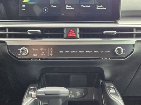 New 2026 Kia Sorento S w/ S Panoramic Sunroof Package FWD image 16