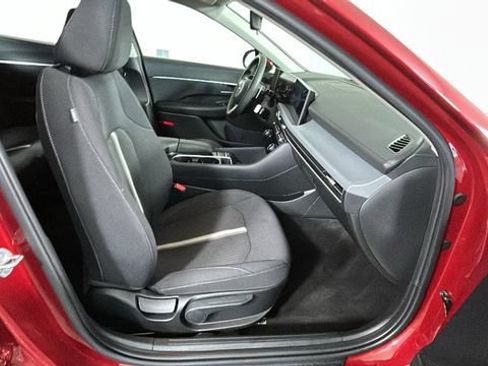 Used 2024 Hyundai Sonata SEL FWD image 31