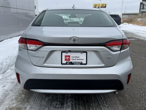 Certified 2022 Toyota Corolla LE image 36
