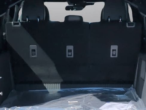 New 2025 Ford Bronco Raptor image 5