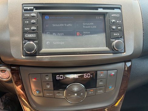 Used 2014 Nissan Sentra SL w/ Premium Package FWD image 31