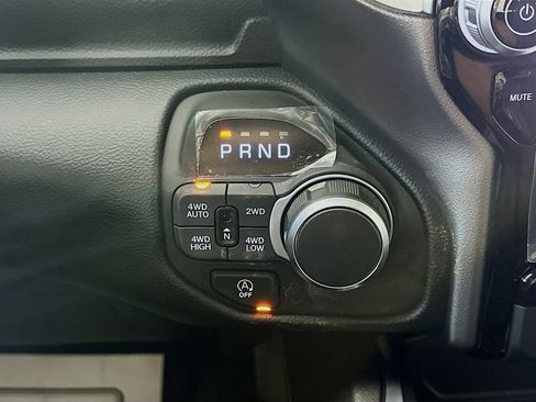 New 2026 RAM 1500 Big Horn AWD/4WD image 12