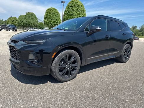 Used 2022 Chevrolet Blazer RS w/ Enhanced Convenience Package FWD image 2
