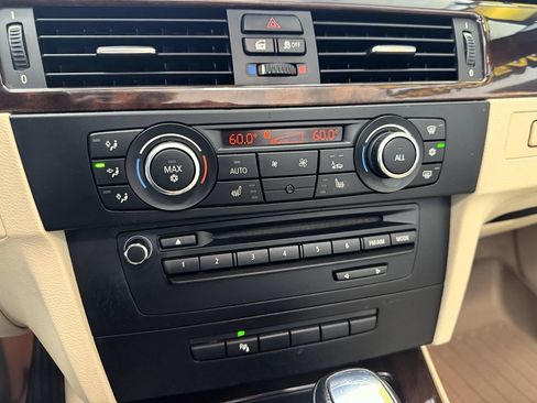 Used 2012 BMW 335i Convertible RWD image 36