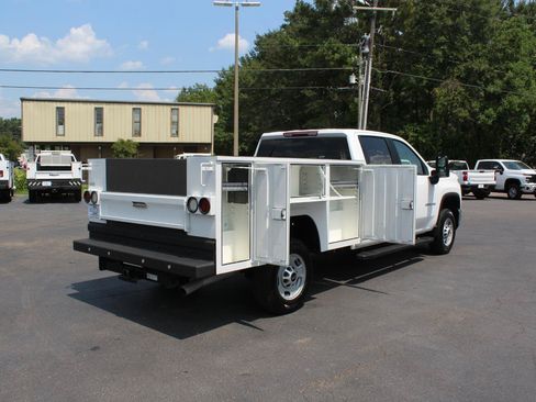 Used 2024 Chevrolet Silverado 2500 W/T w/ WT Convenience Package AWD/4WD image 16