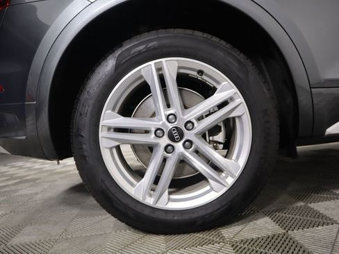 Certified 2025 Audi Q5 e Premium Plus w/ Premium Plus Package image 34