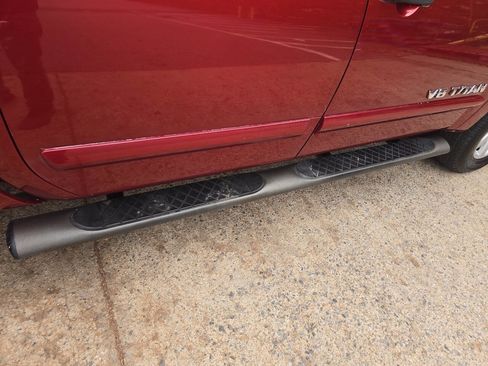 Used 2014 Nissan Titan SV w/ SV Premium Utility Package image 32