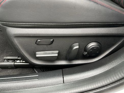 Certified 2025 Genesis G70 3.3T Advanced w/ Sport Prestige Package AWD/4WD image 12