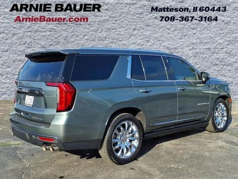 Used 2024 GMC Yukon Denali Ultimate AWD/4WD image 6