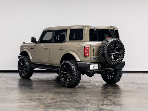 Used 2025 Ford Bronco Outer Banks AWD/4WD image 15