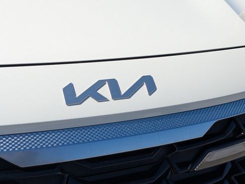 Used 2025 Kia Seltos S image 10