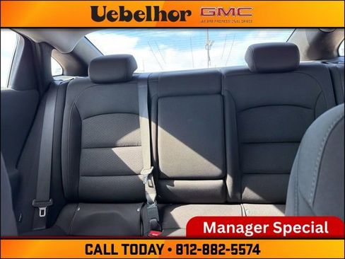 Used 2023 Chevrolet Malibu LT image 19