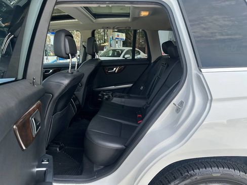 Used 2015 Mercedes-Benz GLK 350 GLK 350 4MATIC AWD 4dr SUV image 7