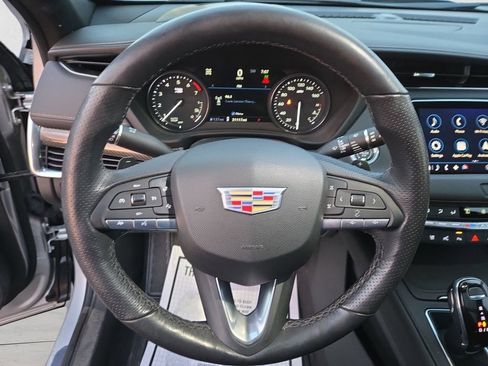 Certified 2021 Cadillac XT4 Sport image 18