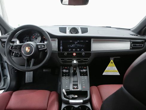 New 2026 Porsche Macan S AWD/4WD image 13