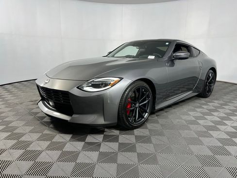 Used 2025 Nissan Z Performance w/ Floor Mat Package image 3