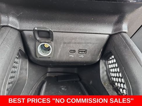 Used 2024 Chevrolet TrailBlazer RS w/ Convenience Package AWD/4WD image 25