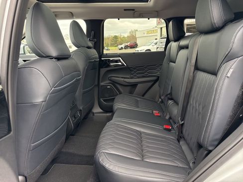 New 2026 Mitsubishi Outlander SEL image 40