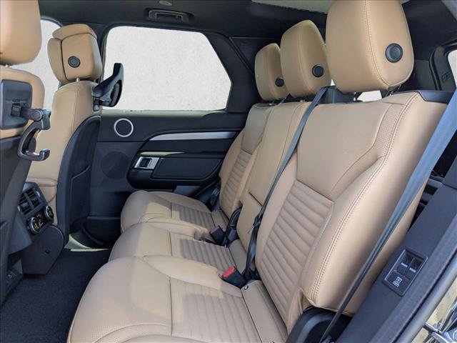 New 2026 Land Rover Discovery Limited Edition AWD/4WD image 16