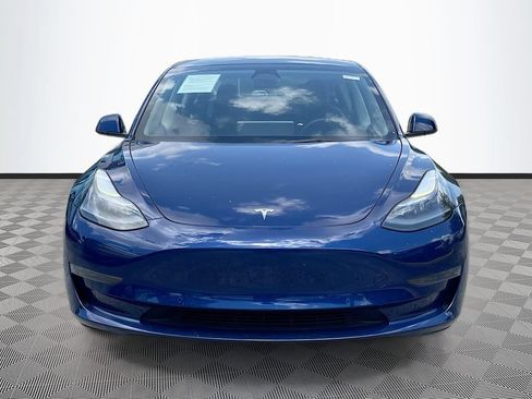 Used 2022 Tesla Model 3 Standard Range RWD image 2