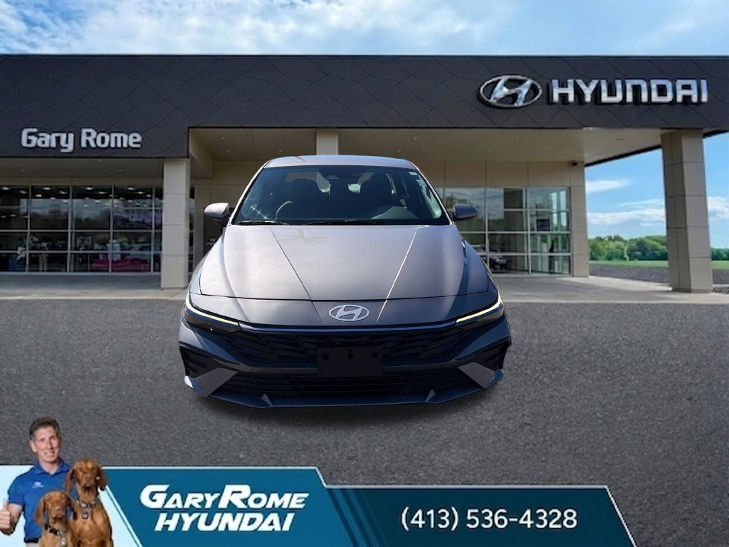 Certified 2024 Hyundai Elantra SEL FWD image 9