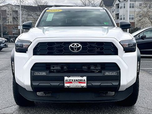 Used 2025 Toyota 4Runner TRD Off-Road image 3