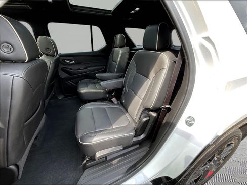 Used 2023 Chevrolet Traverse Premier w/ Redline Edition AWD/4WD image 22
