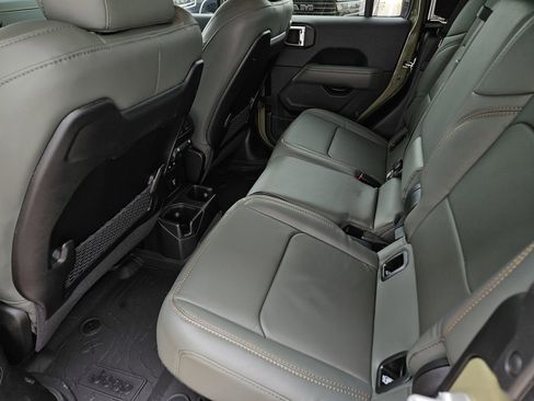 New 2026 Jeep Gladiator Mojave image 12