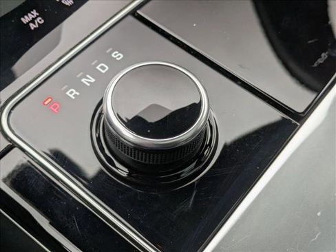 Used 2020 Land Rover Range Rover Velar R-Dynamic S image 12