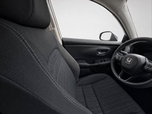 Used 2024 Honda HR-V LX image 17