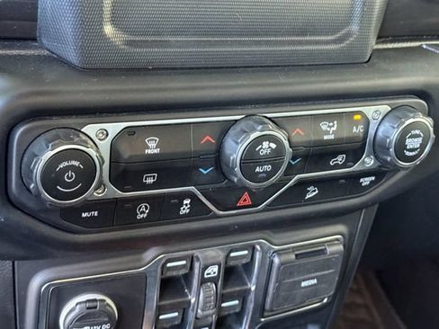 Used 2021 Jeep Wrangler Unlimited Sport AWD/4WD image 20