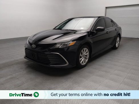 Used 2021 Toyota Camry LE w/ Carpet Mat Package (TMS) FWD image 1