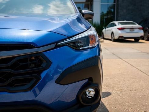 Certified 2025 Subaru Crosstrek 2.5i Premium AWD/4WD image 3
