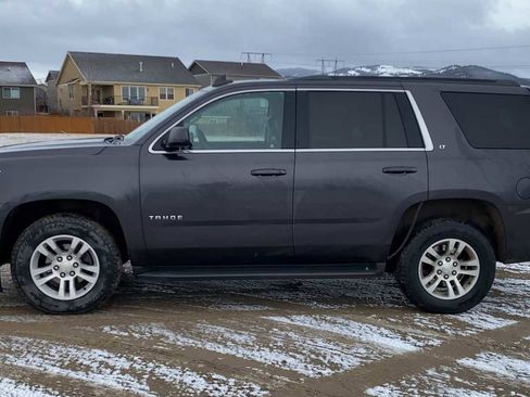 Used 2017 Chevrolet Tahoe LT image 5