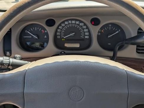 Used 2002 Buick Le Sabre Custom FWD image 7