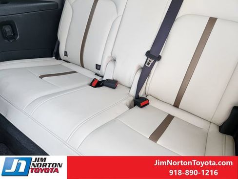 Used 2024 MAZDA CX-90 Plug-In Hybrid w/ Premium Plus AWD/4WD image 31