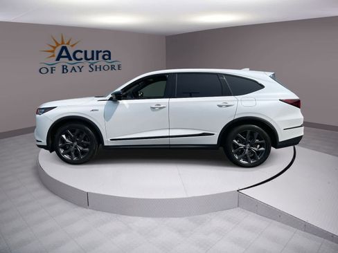 Used 2023 Acura MDX A-Spec image 2