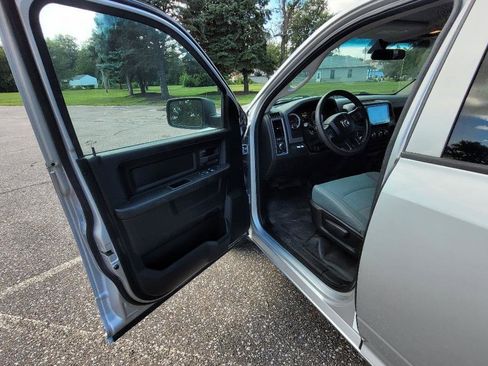 Used 2016 RAM 1500 Tradesman w/ Popular Equipment Group RWD image 9
