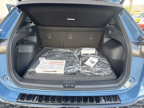 New 2026 Volkswagen Tiguan SEL R-Line image 34