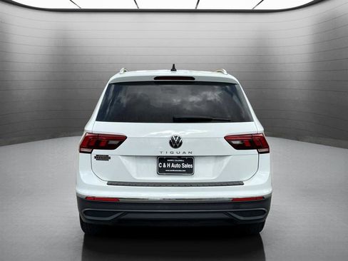 Used 2024 Volkswagen Tiguan Wolfsburg Edition image 8