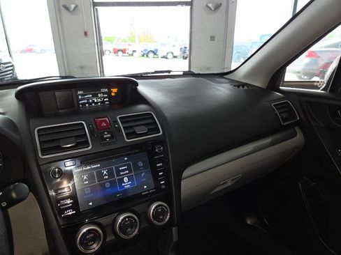 Used 2018 Subaru Forester 2.5i Premium AWD/4WD image 33