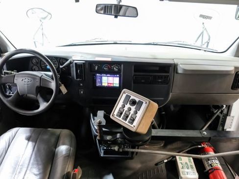 Used 2007 Chevrolet Express 3500 w/ School Bus Package RWD image 16