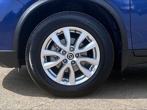 Used 2020 Nissan Rogue S w/ Special Edition Package AWD/4WD image 12