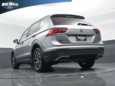 Used 2021 Volkswagen Tiguan SE image 21