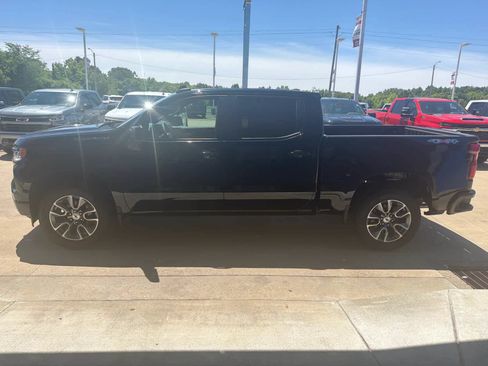 New 2026 Chevrolet Silverado 1500 RST w/ Convenience Package II AWD/4WD image 3