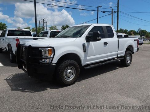 Used 2017 Ford F250 XL w/ Power Equipment Group AWD/4WD image 47