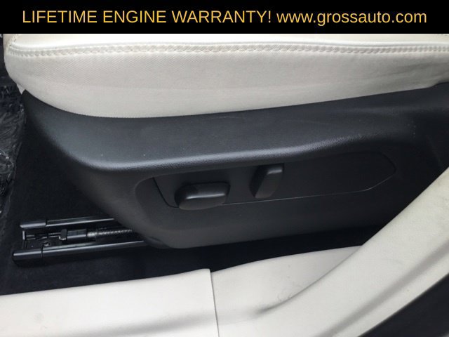 Used 2023 Buick Envision Avenir AWD/4WD image 13