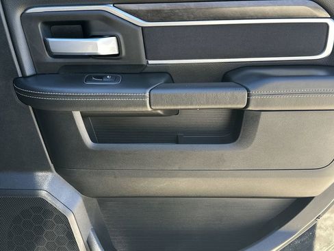 Used 2024 RAM 2500 Big Horn w/ Bed Utility Group image 17