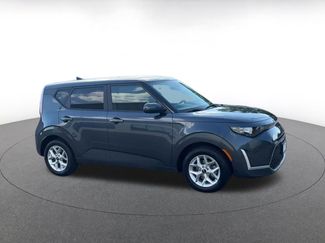 Used 2025 Kia Soul LX w/ LX Technology Package FWD video 2