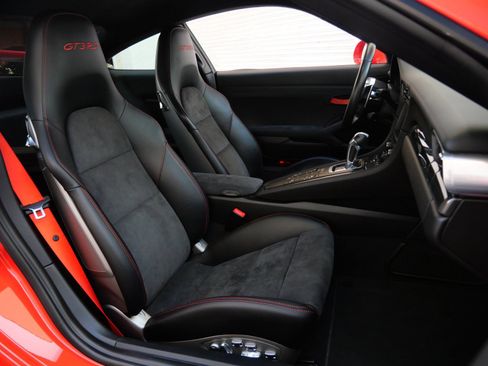 Used 2016 Porsche 911 GT3 RS image 20